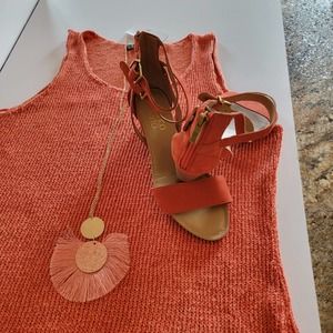 Ralph Lauren Coral top XL, Franco Sarto sandles 7,necklace coordinating
